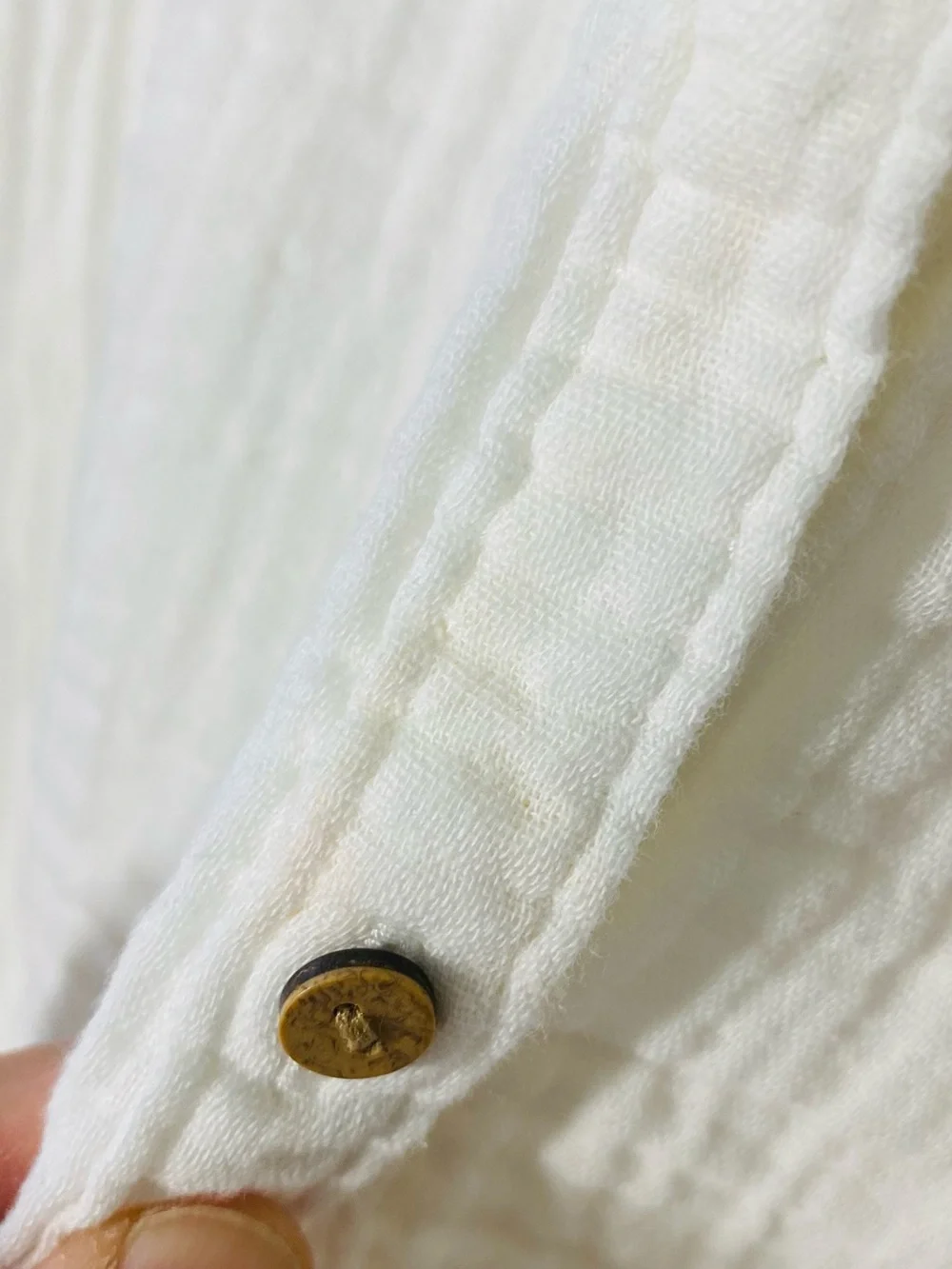 OLD NAVY Cropped Boxy Gauze Shirt - Picture 4 of 7